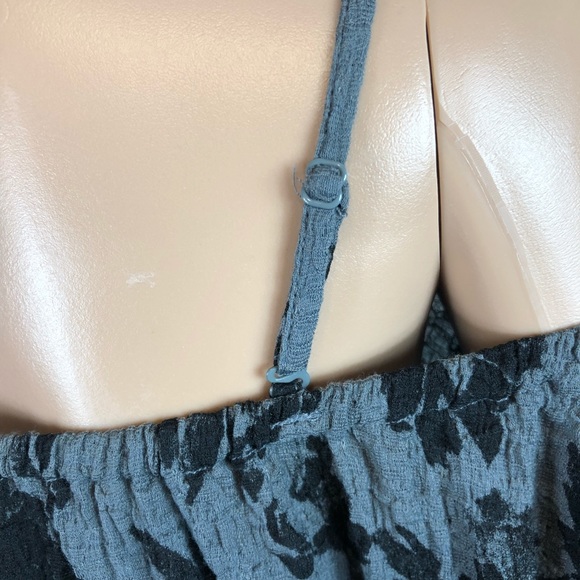 Free People Gray Off Shoulder Top Size XS - Picture 5 of 7